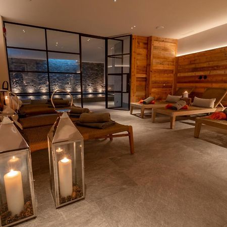 Hotel Alu Mountain Design Bormio Exteriör bild