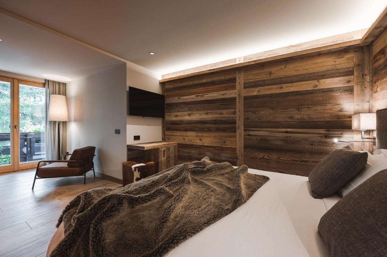 Hotel Alu Mountain Design Bormio Exteriör bild
