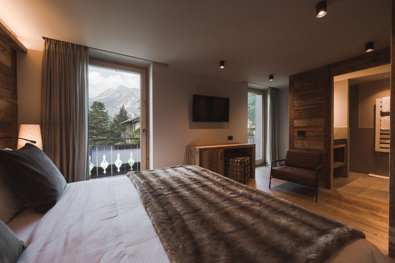 Hotel Alu Mountain Design Bormio Exteriör bild