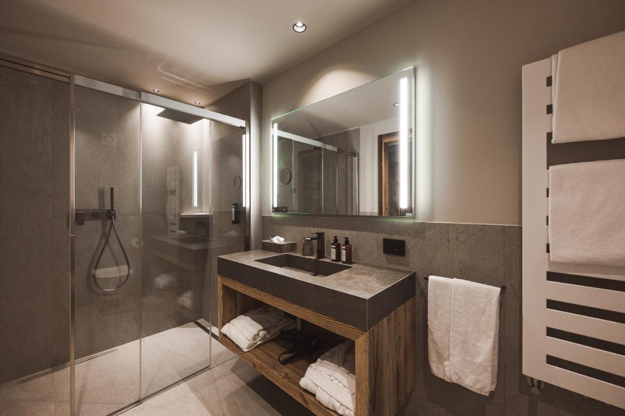 Hotel Alu Mountain Design Bormio Exteriör bild