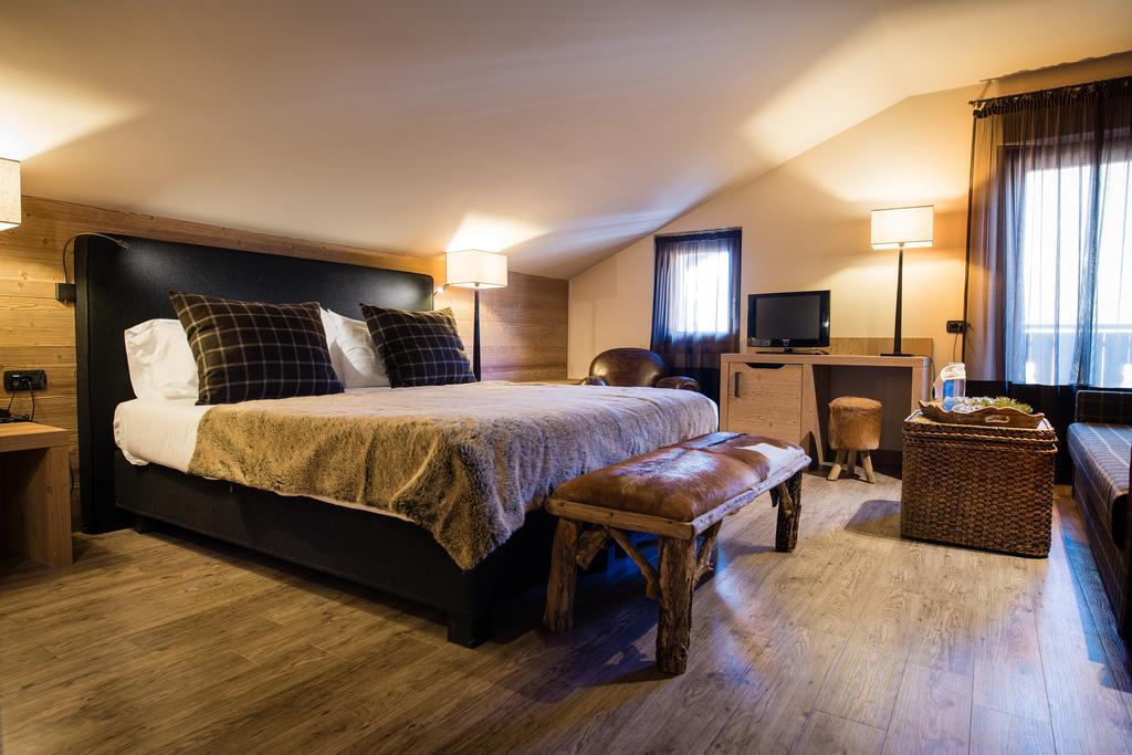 Hotel Alu Mountain Design Bormio Exteriör bild